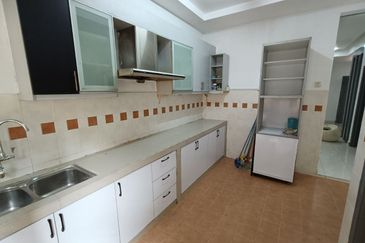 Jalan Suakasih @ Tun Hussein Onn