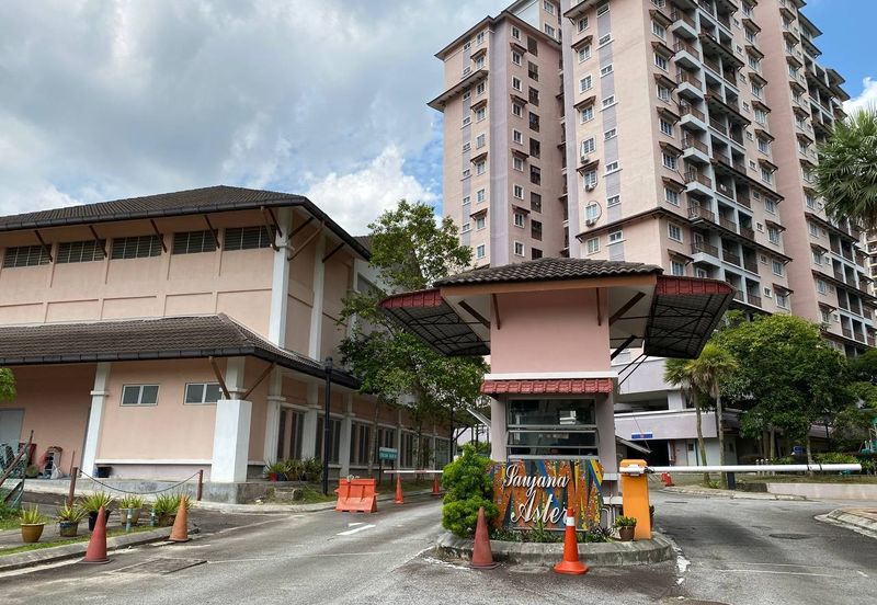 Saujana Aster, Precinct 11