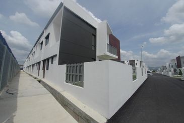 Springfield Residences @ Setia EcoHill 2