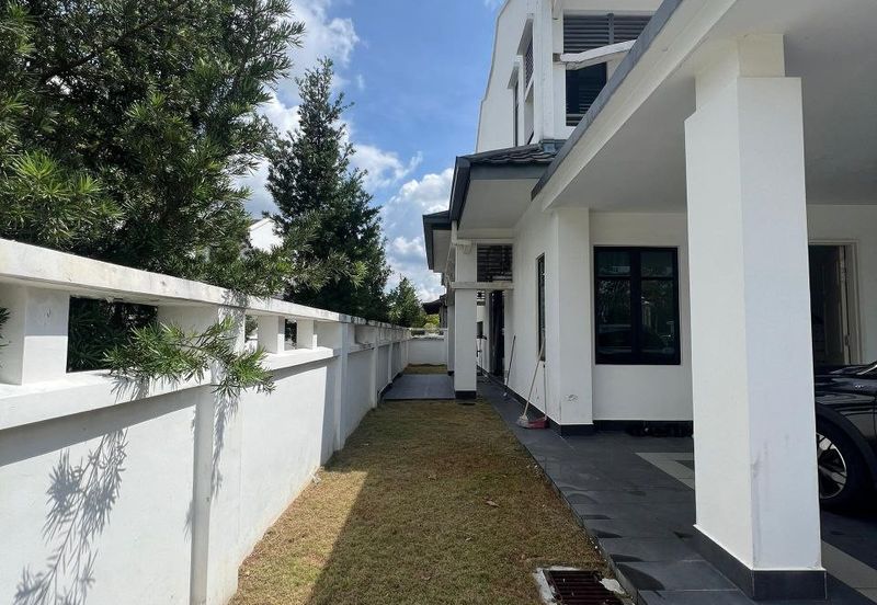 Cradleton @ Eco Majestic