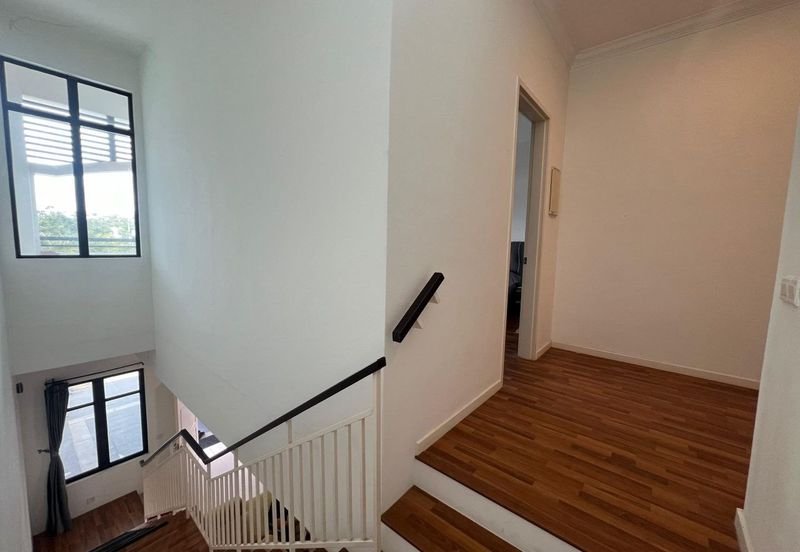 Cradleton @ Eco Majestic