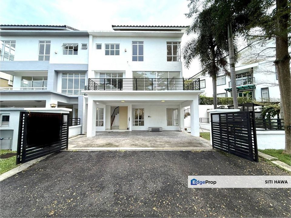 Saujana Villa Kajang Selangor 2.5 Storey Semi Detached Facing Open 5r5b Freehold For Sale, Selangor, Kajang
