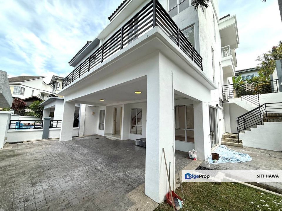 Saujana Villa Kajang Selangor 2.5 Storey Semi Detached Facing Open 5r5b Freehold For Sale, Selangor, Kajang