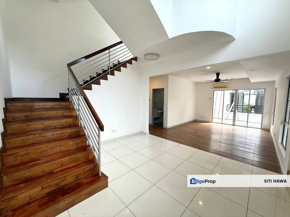 Saujana Villa Kajang Selangor 2.5 Storey Semi Detached Facing Open 5r5b Freehold For Sale, Selangor, Kajang