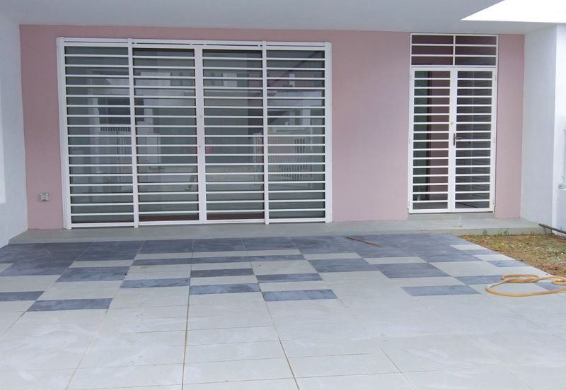 BANDAR AINSDALE FASA 3B (TENANG)