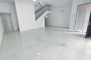 BANDAR AINSDALE FASA 3B (TENANG)