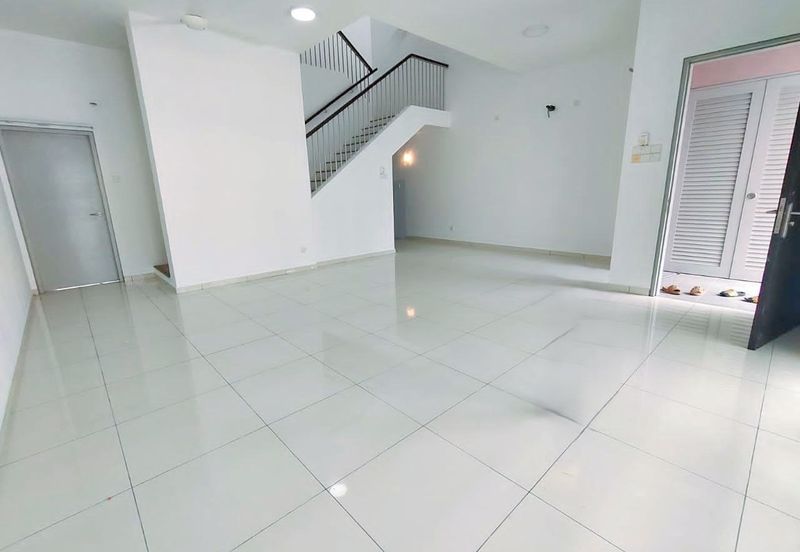 BANDAR AINSDALE FASA 3B (TENANG)