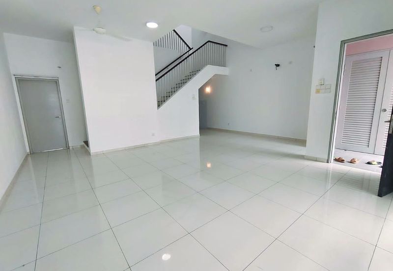 BANDAR AINSDALE FASA 3B (TENANG)