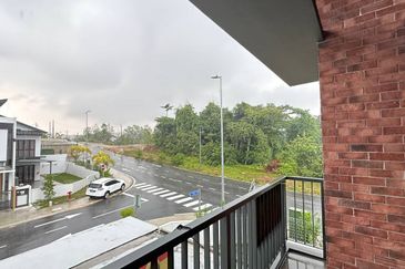 M3 Residence (Keruing Residen)