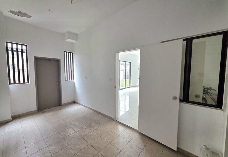 Elmera @ Setia Ecohill 2