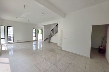 Elmera @ Setia Ecohill 2