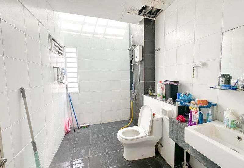 Laman Delfina @ Nilai Impian