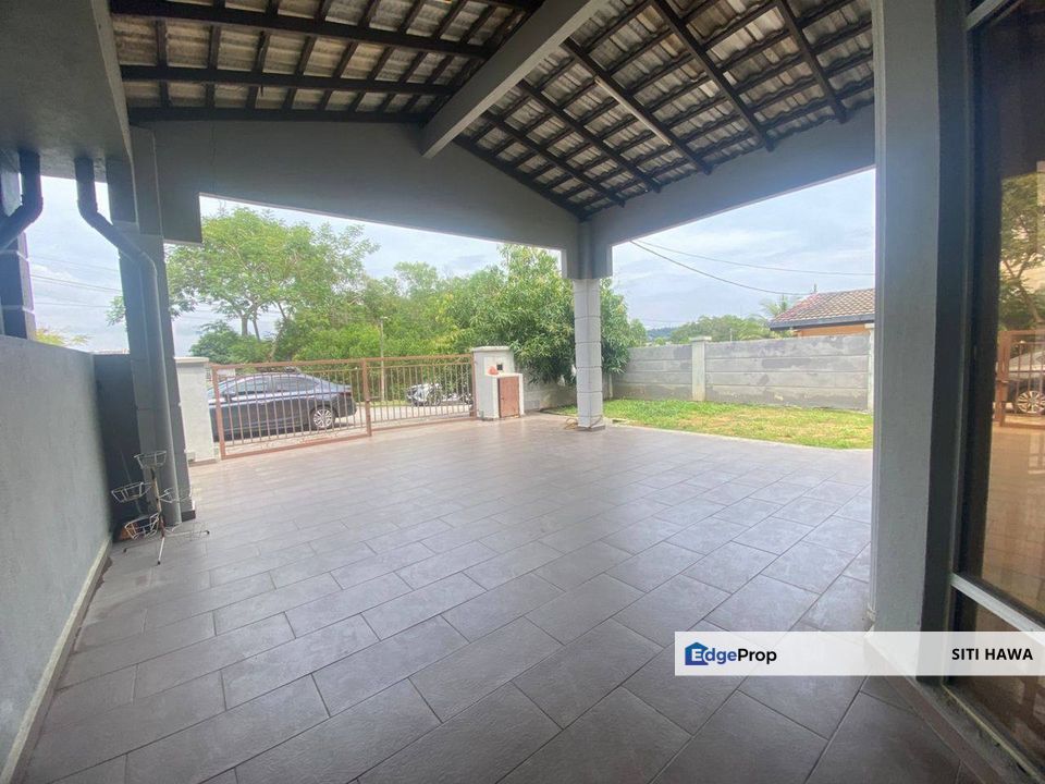 Taman Dahlia Bandar Baru Salak Tinggi Sepang Selangor Double Storey Semi Detached For Rent, Selangor, Sepang