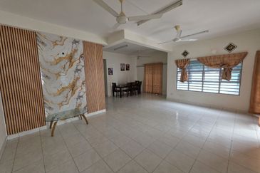 Taman Tasik Semenyih (Lake Residence)