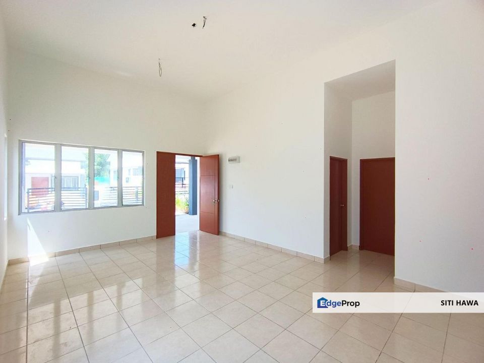 Taman Mutiara Salak, Salak Tinggi Sepang Semi Detached 1 Tingkat Freehold For Sale, Selangor, Sepang