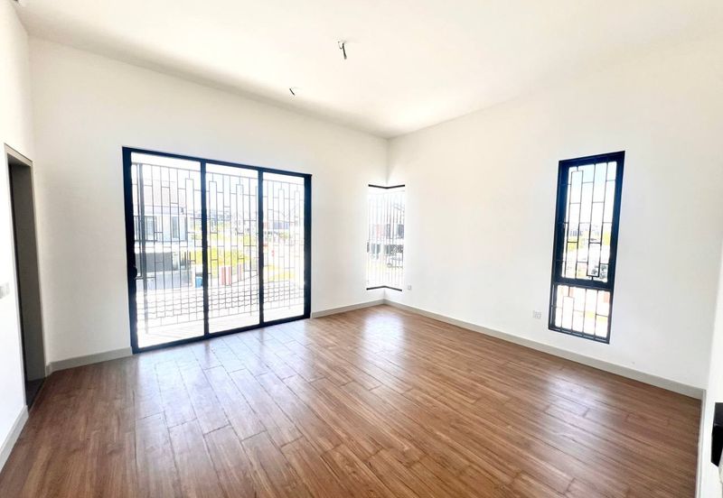 Elmina Green Three @ City of Elmina