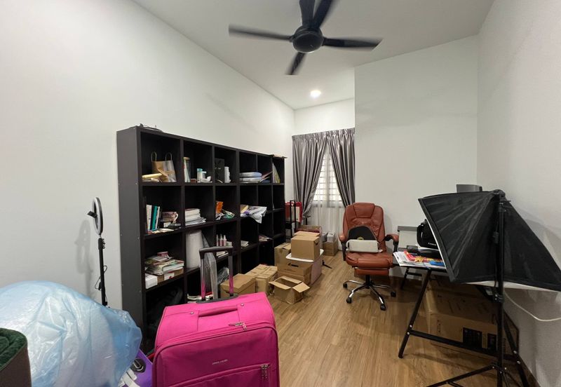 Serenia Adiva @ Serenia City