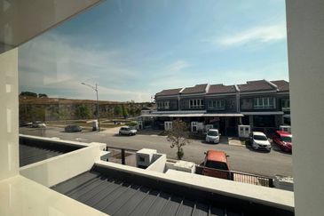 Serenia Adiva @ Serenia City