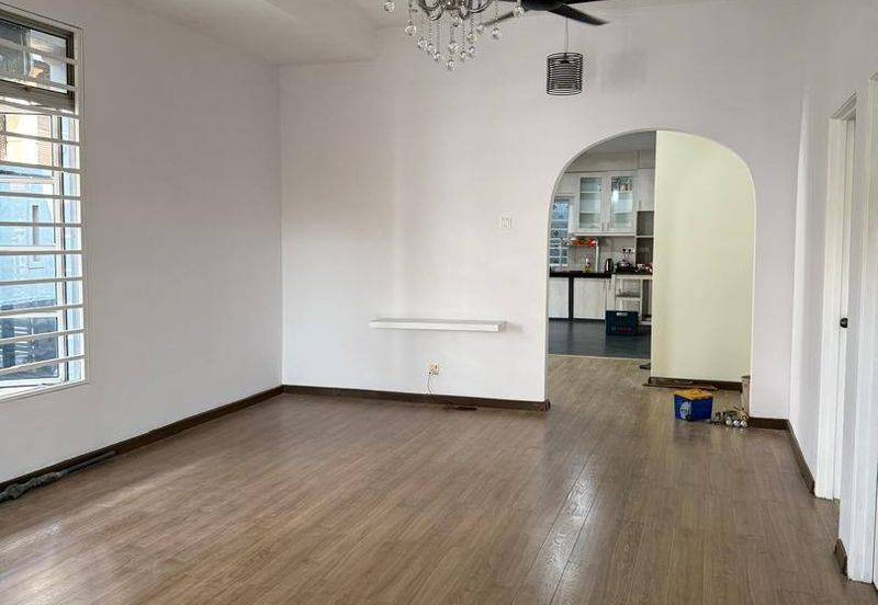 Bandar Baru Salak Tinggi