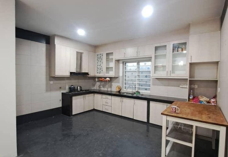 Bandar Baru Salak Tinggi