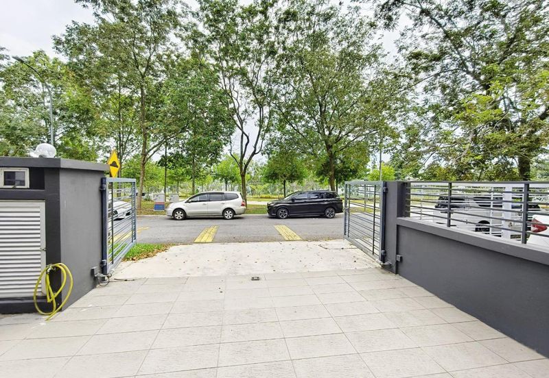 Fairfield Residences, Tropicana Heights