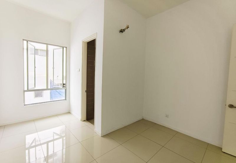 Fairfield Residences, Tropicana Heights