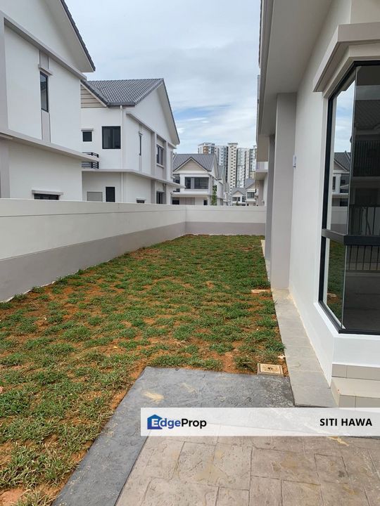 Sejati Lakeside 2 Cyberjaya Double Storey Semi Detached House For Rent, Selangor, Cyberjaya