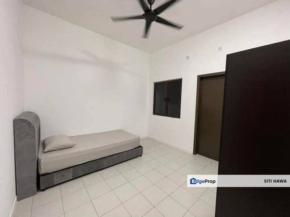 Double Storey Terrace Serenia Anisa Kota Warisan Sepang Near KLIA For Rent, Selangor, Dengkil