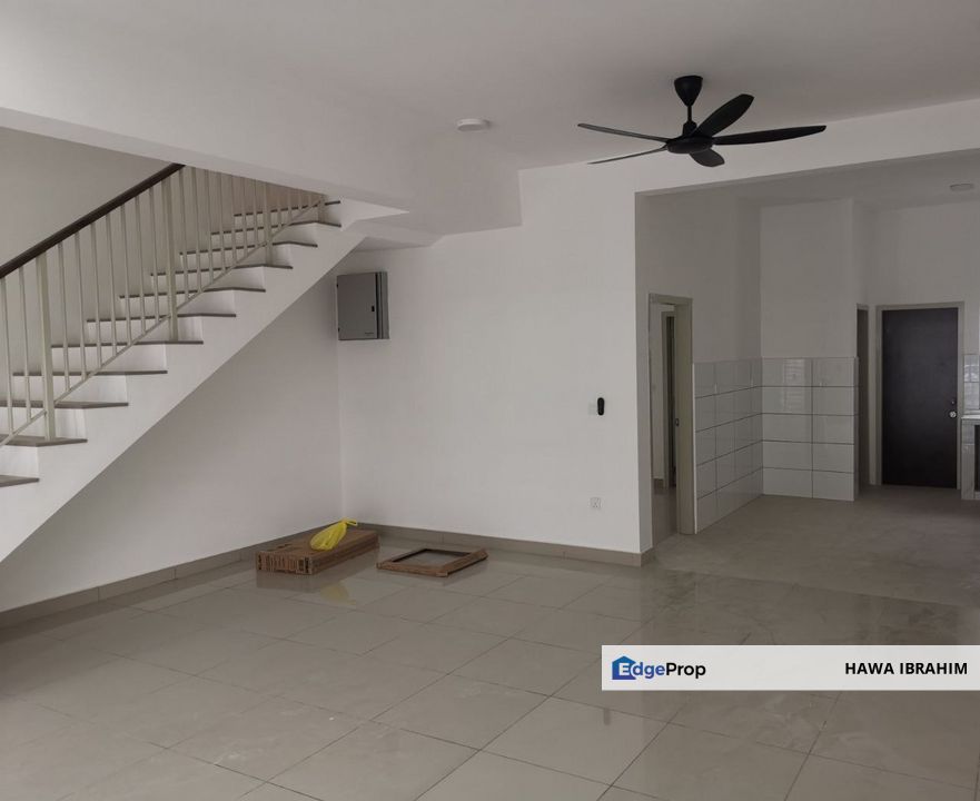 Emilia Nilai Impian Nilai Negeri Sembilan Double Storey Terrace Renovated For Rent, Negeri Sembilan, Nilai