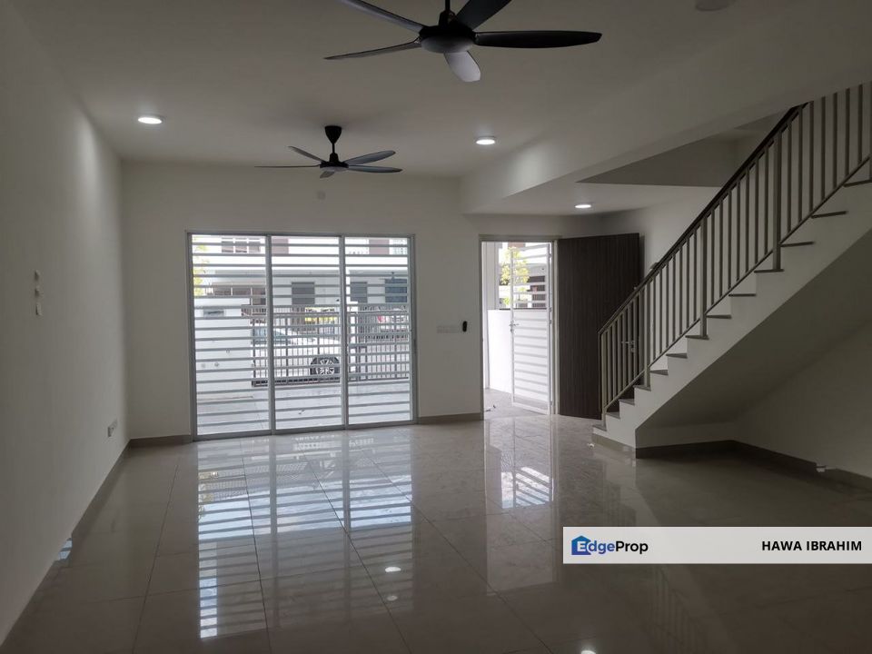 Emilia Nilai Impian Nilai Negeri Sembilan Double Storey Terrace Renovated For Rent, Negeri Sembilan, Nilai