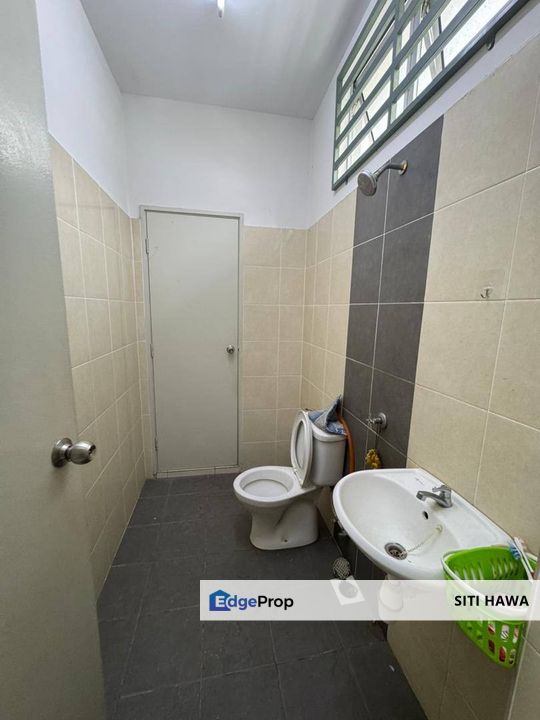 Double Storey Terrace Bandar Mahkota Banting For Sale, Selangor, Banting