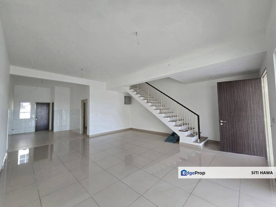 Double Storey Terrace House Emilia Lakeside Nilai Impian Facing Open For Sale, Negeri Sembilan, Nilai