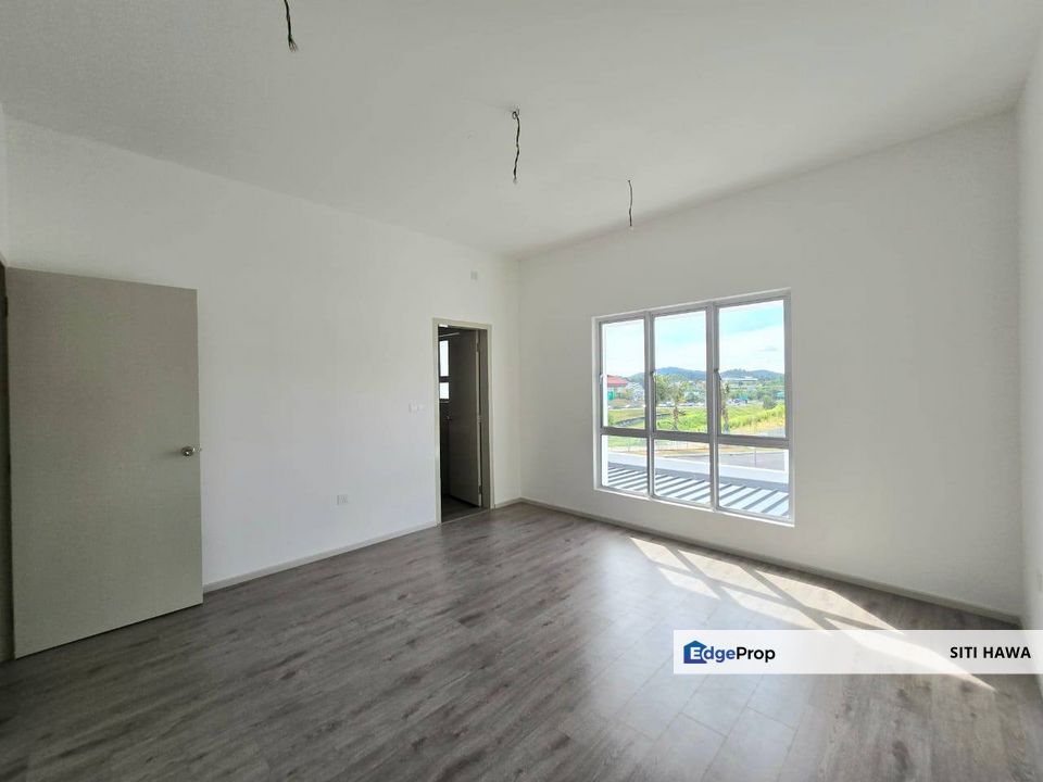 Double Storey Terrace House Emilia Lakeside Nilai Impian Facing Open For Sale, Negeri Sembilan, Nilai