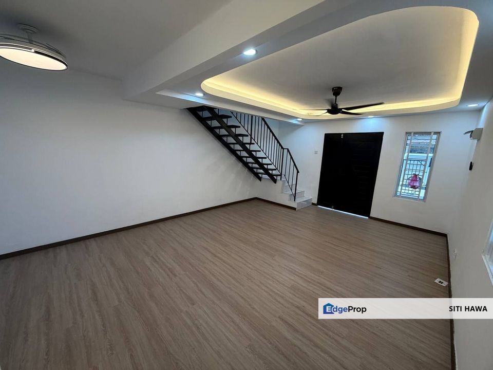 Taman Sri Tanjung Semenyih Double Storey End Lot For Sale, Selangor, Semenyih