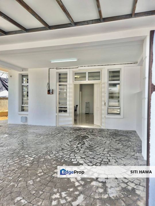 SP 9 Bandar Saujana Putra Renovated Semi Detached Double Storey Cluster For Sale, Selangor, Jenjarom