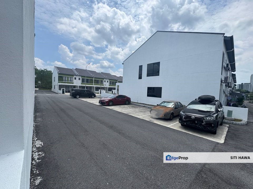 Residensi Lambaian Dua Bangi Selangor Double Storey Terrace End Lot For Rent, Selangor, Kajang