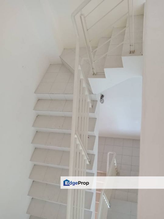 Sinar 2 Bukit Saujana 3 storey Sungai Buloh, Selangor, Sungai Buloh