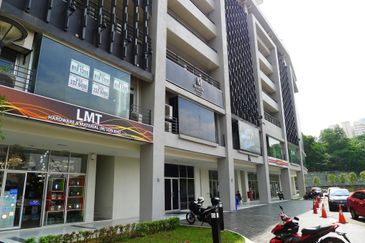 Maxim Residence Shoplot Cheras for Sale