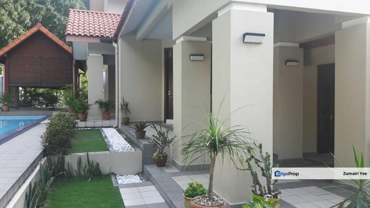 A Bungalow For Rent at Mutiara Damansara , Selangor, Mutiara Damansara