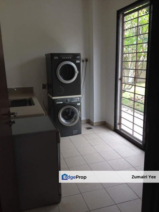 A Bungalow For Rent at Mutiara Damansara , Selangor, Mutiara Damansara