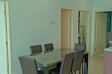 Vista Alam Serviced Apartment