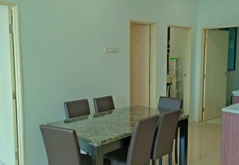 Vista Alam Serviced Apartment