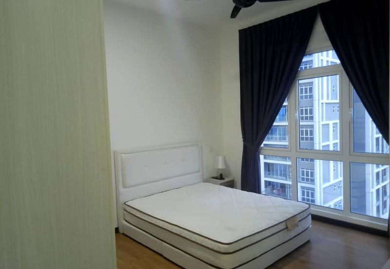 Clarita Tower @ Eco Sky