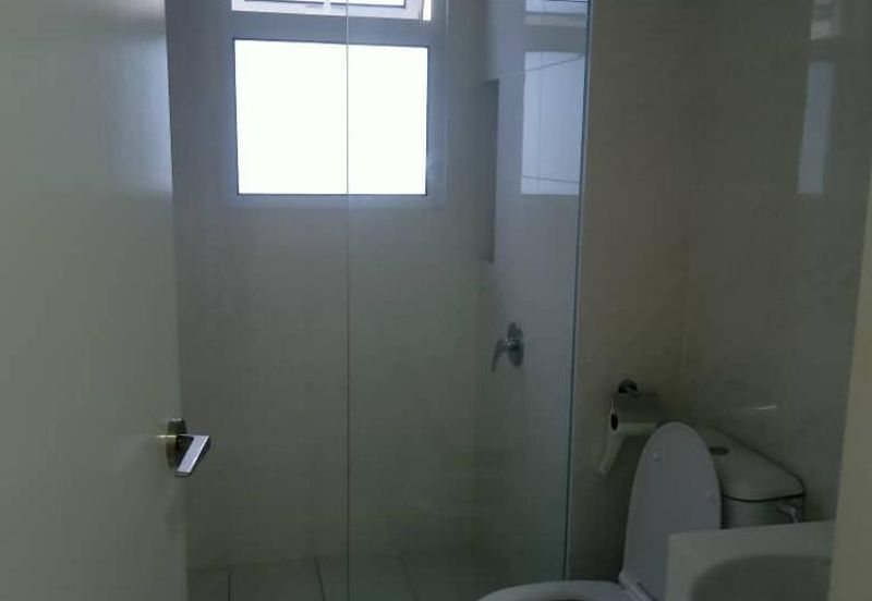 Clarita Tower @ Eco Sky