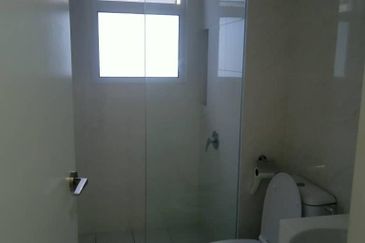 Clarita Tower @ Eco Sky