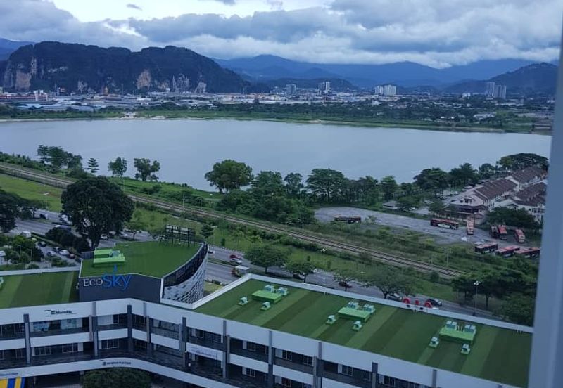 Clarita Tower @ Eco Sky