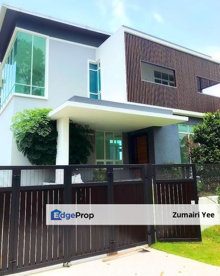 A  bungalow for sale in Bukit Jelutong Selangor , Selangor, Bukit Jelutong