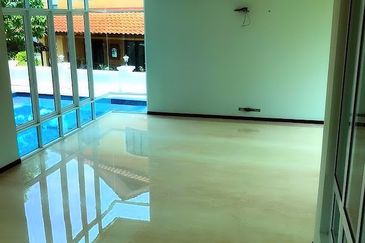 A  bungalow for sale in Bukit Jelutong Selangor 