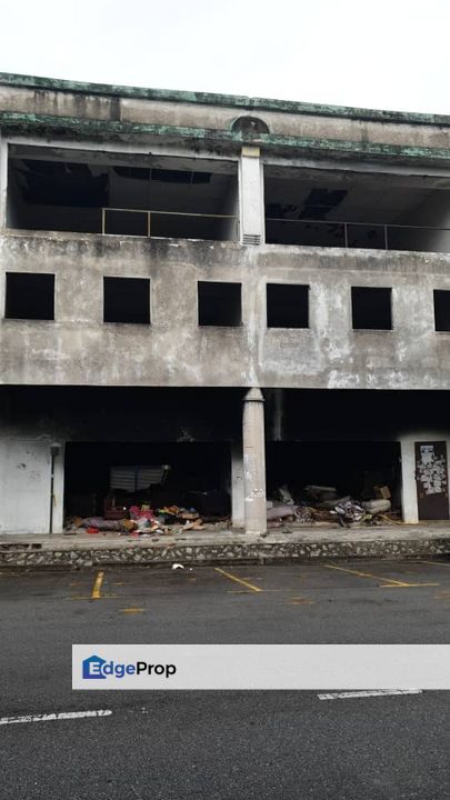 Shop lot for sale in Bandar Country Homes Rawang, Selangor, Rawang