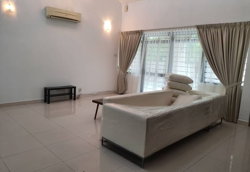 A Bungalow For Rent at Mutiara Damansara 